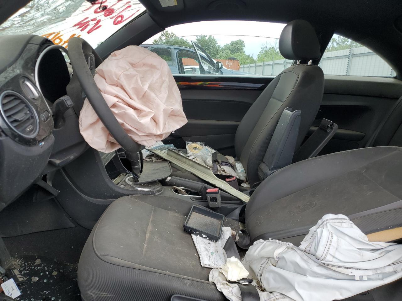 2016 Volkswagen Beetle Se - Фото 7