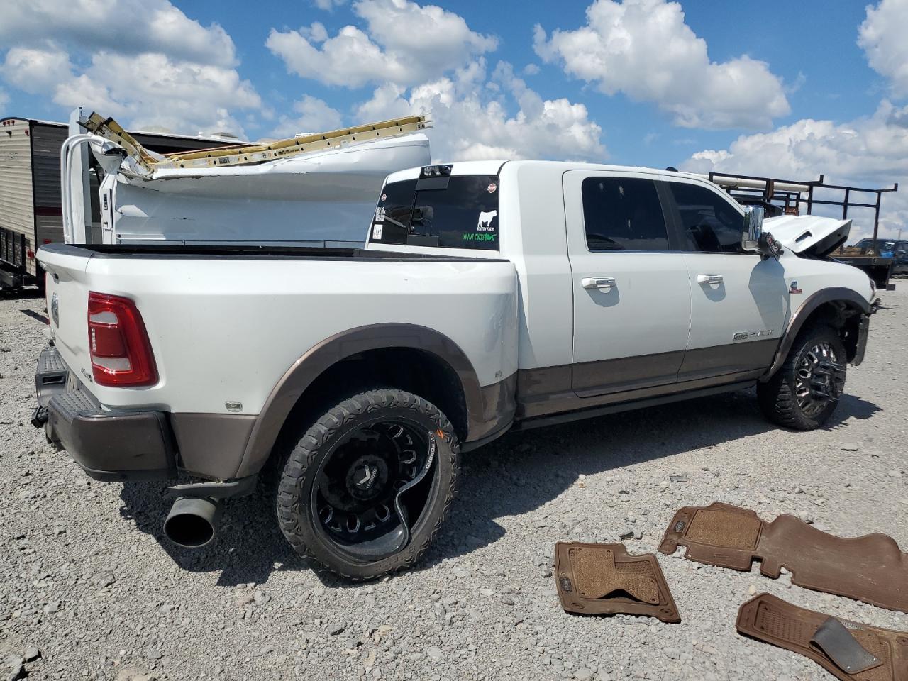 2022 Ram 3500 Longhorn - Фото 3