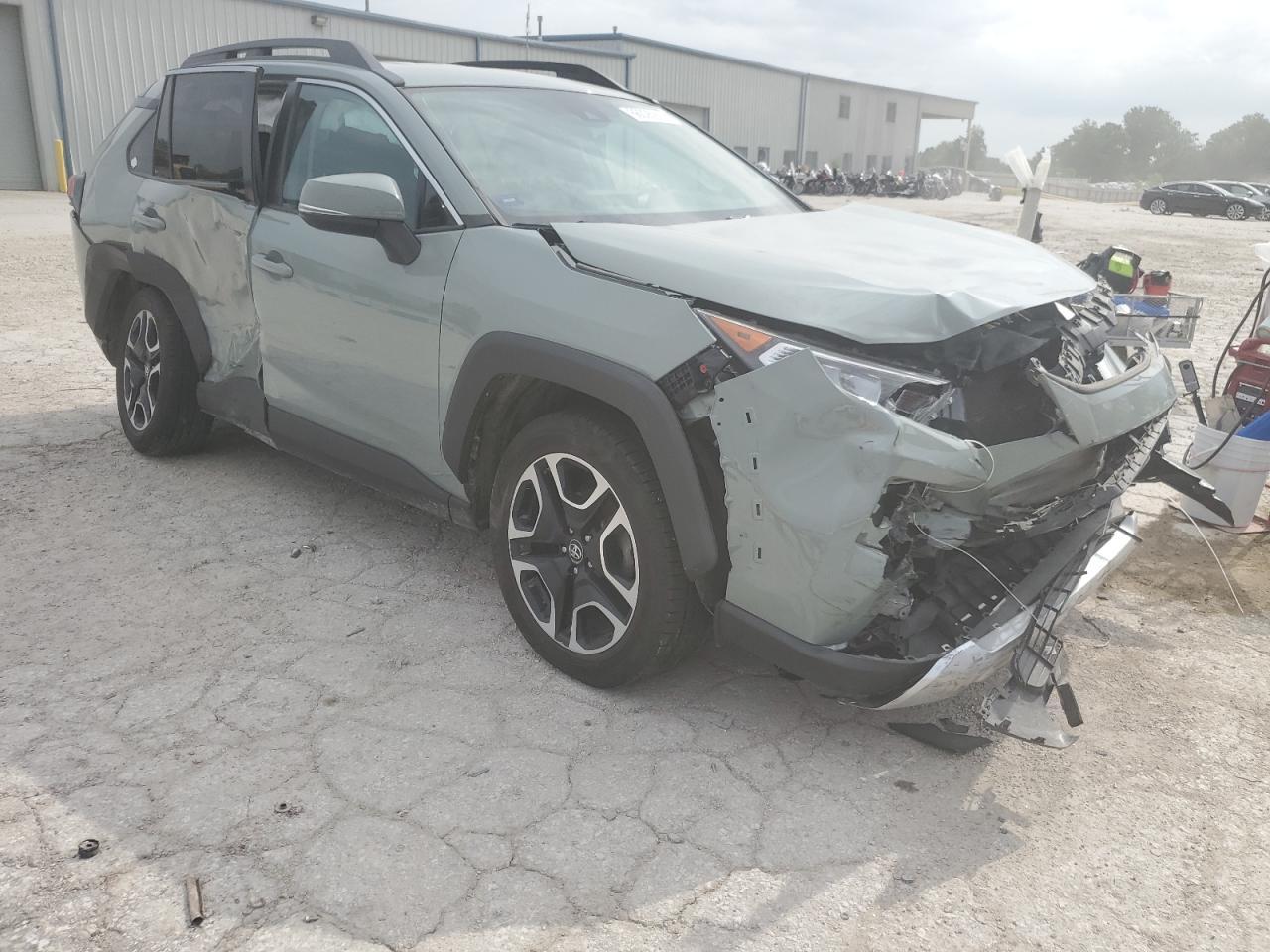 2019 Toyota Rav4 Adventure - Фото 4