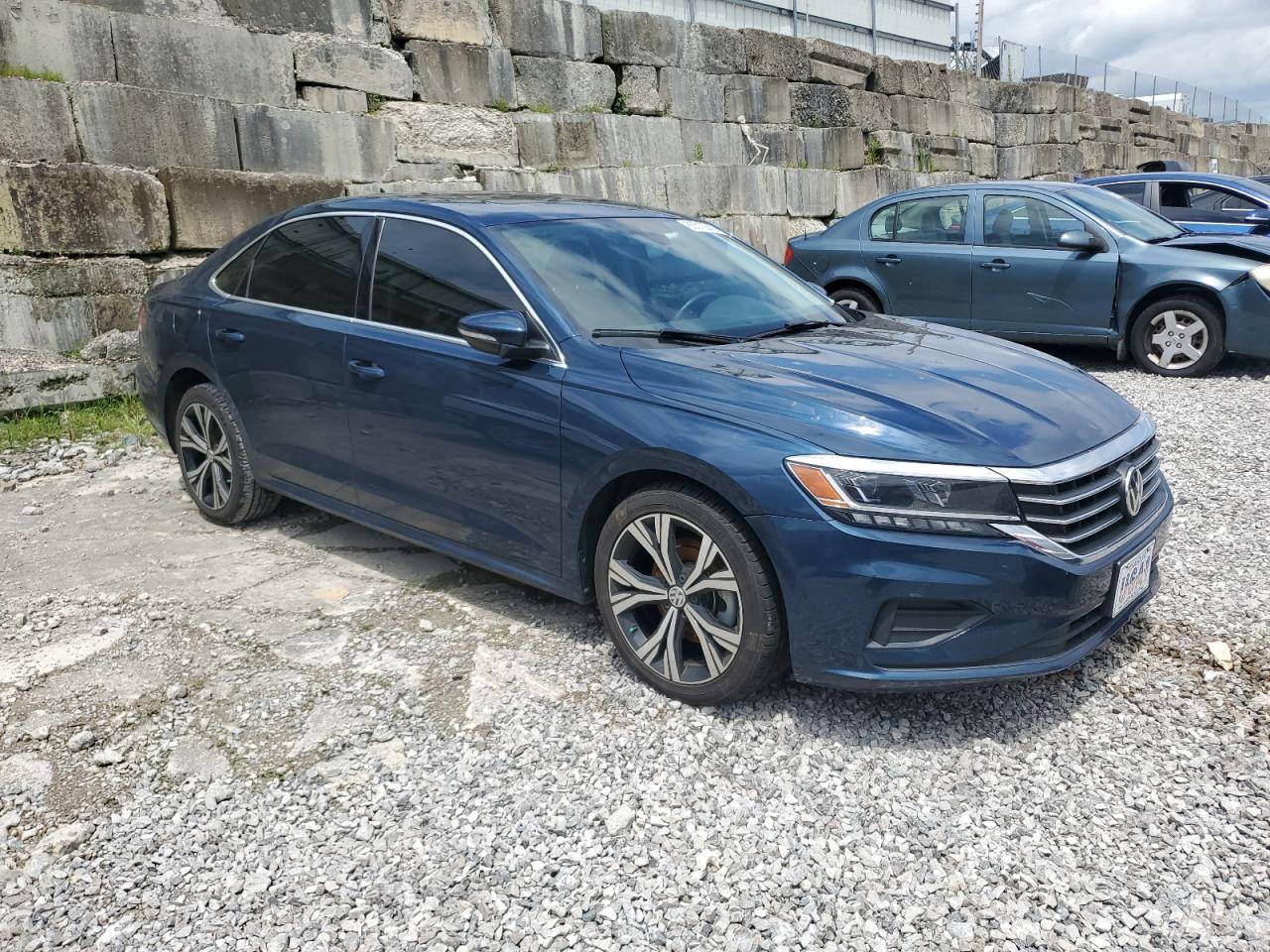 2022 Volkswagen Passat Se - Image 4