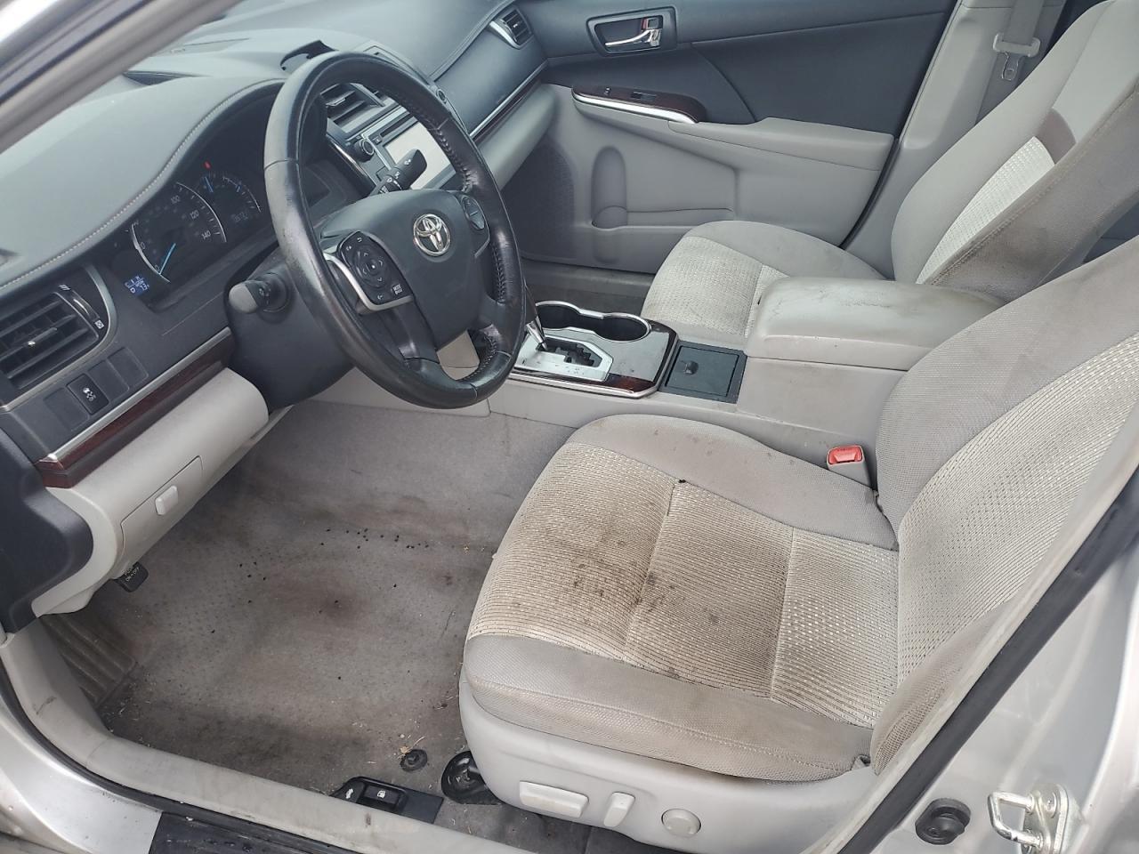 2013 Toyota Camry L - Фото 7