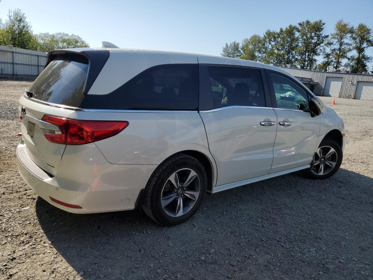 2019 Honda Odyssey Touring - Фото 3