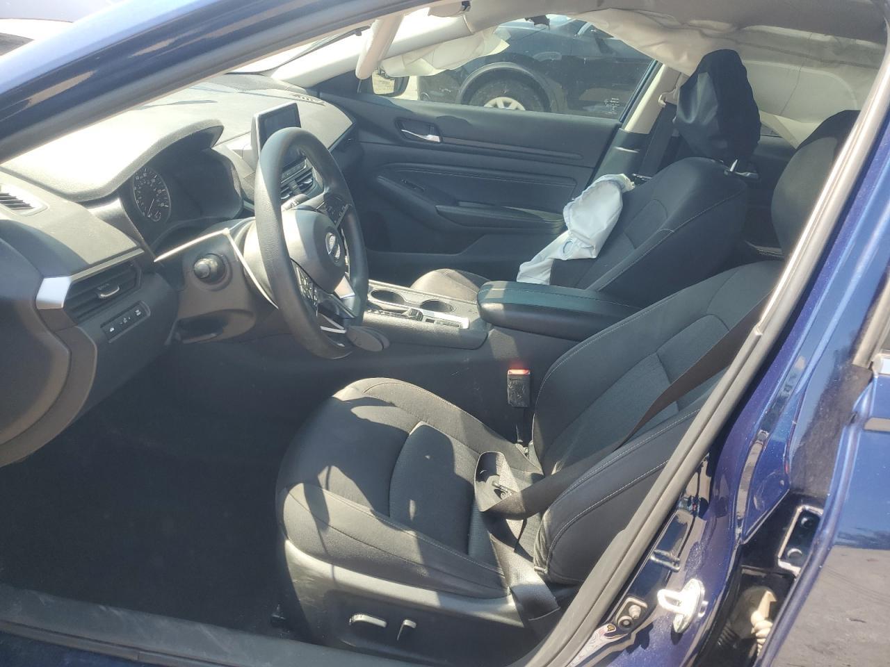 2020 Nissan Altima S - Фото 7