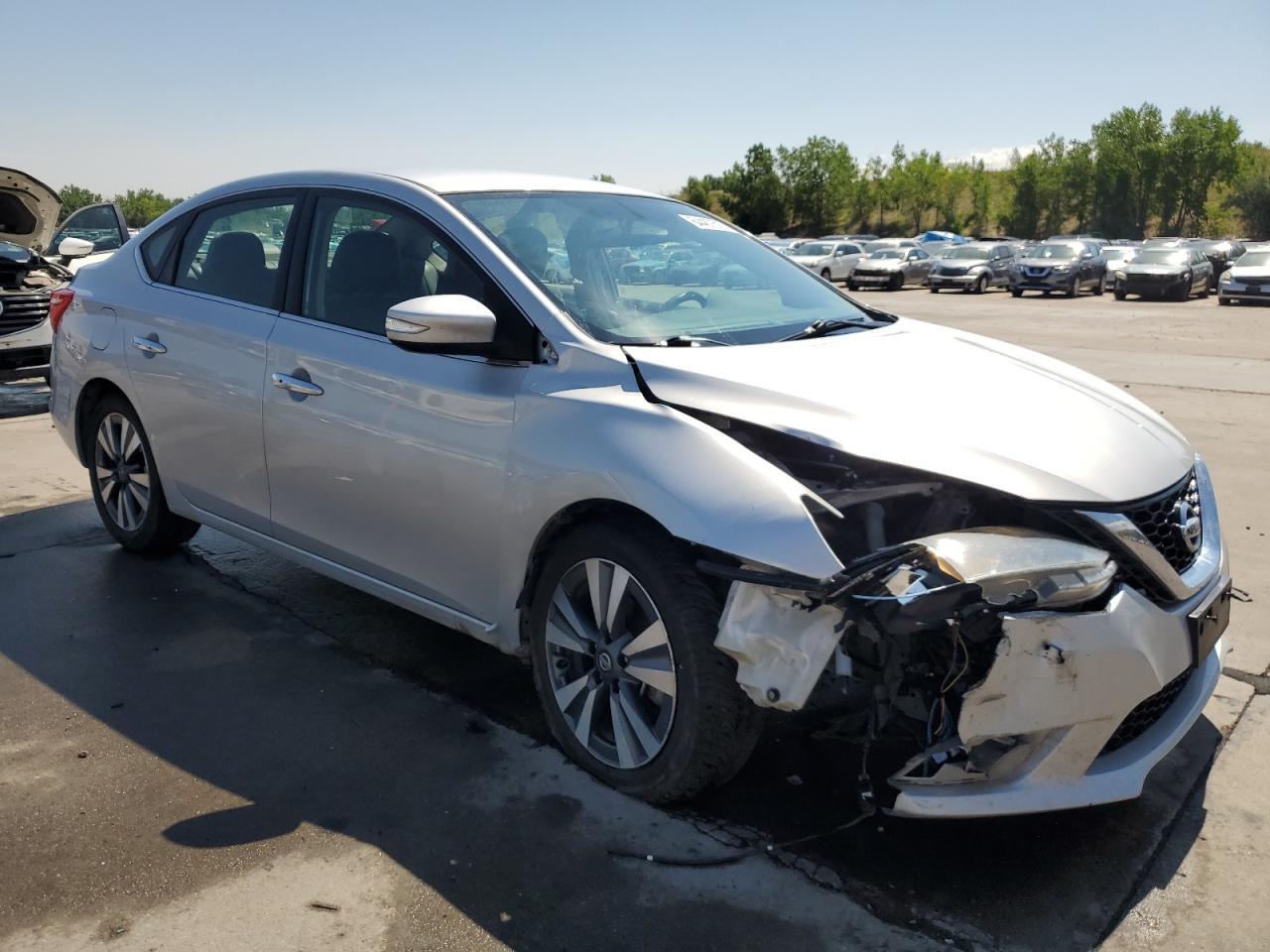 2017 Nissan Sentra S - Фото 4