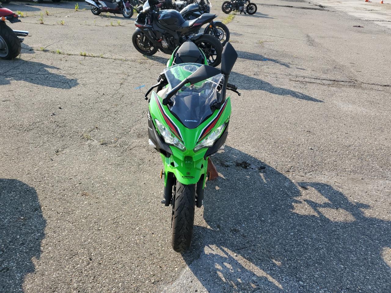 2023 Kawasaki Ex400 - Фото 2