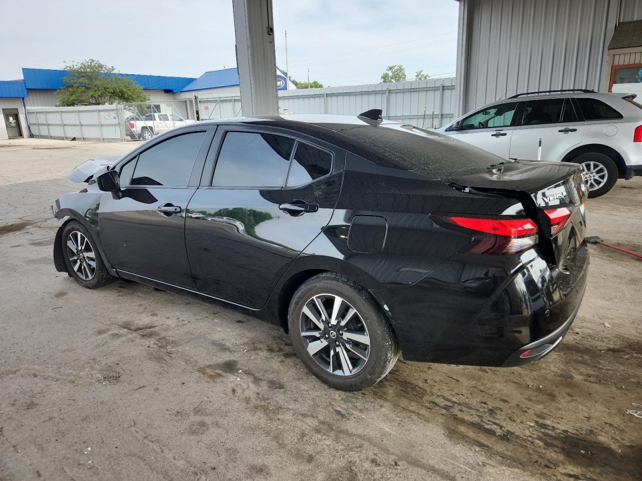 2021 Nissan Versa Sv - Фото 2