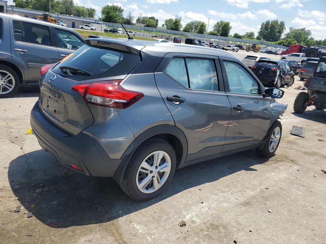 2019 Nissan Kicks S - Фото 3