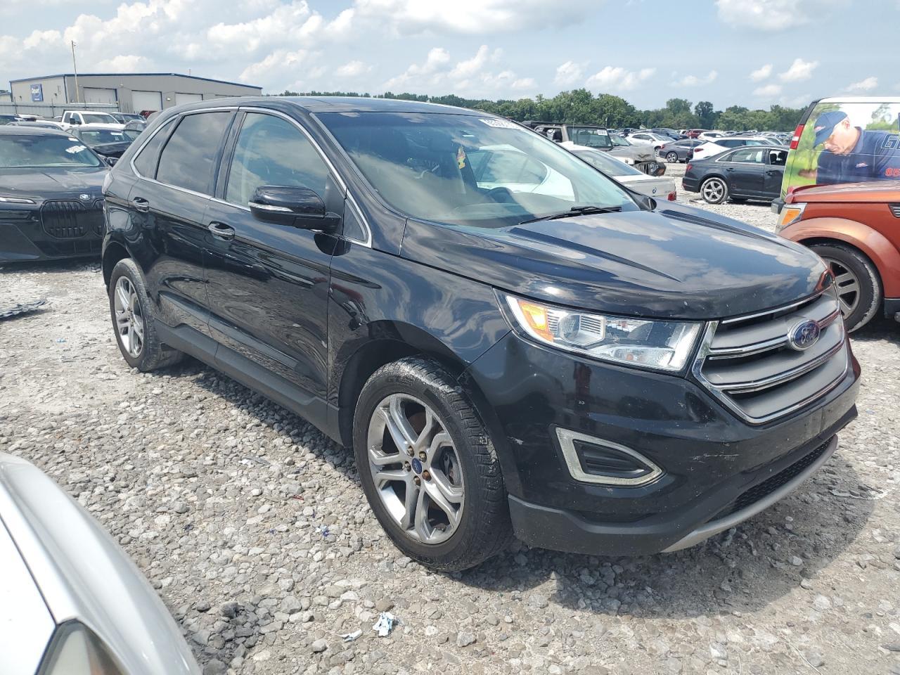 2016 Ford Edge Titanium - Image 4