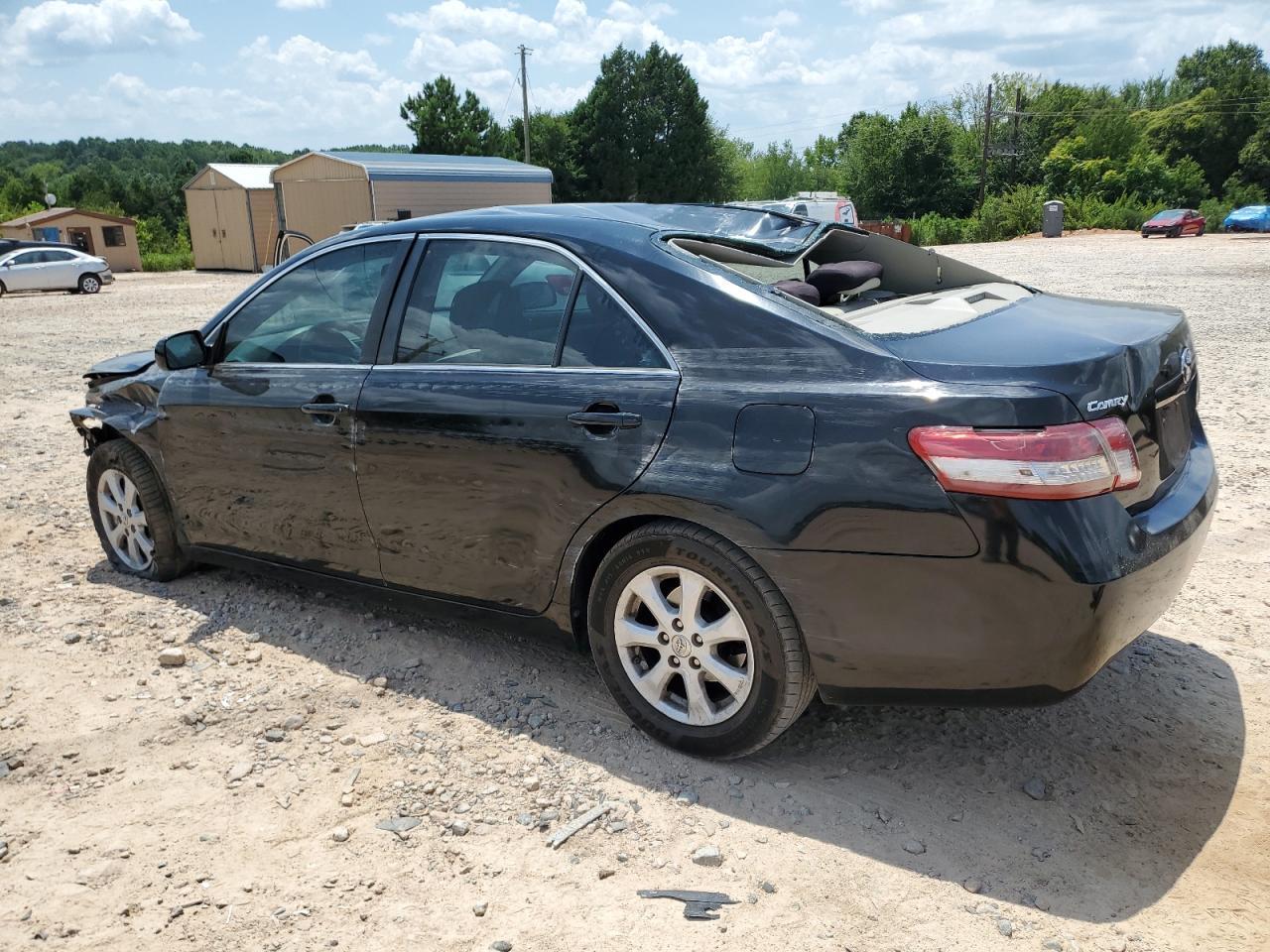 2010 Toyota Camry Base - Фото 2