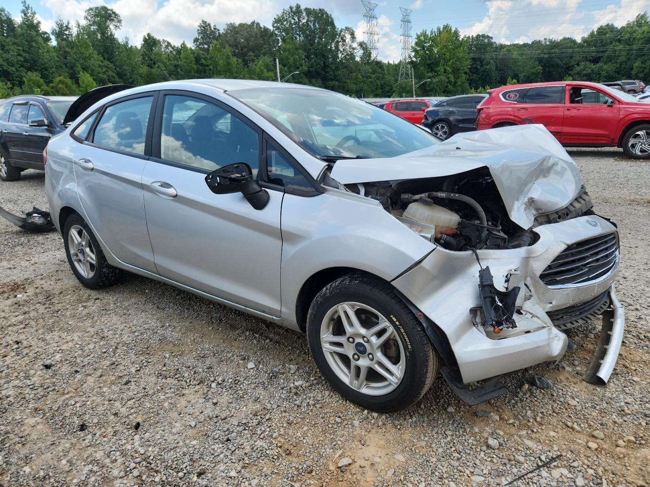2019 Ford Fiesta Se - Фото 4
