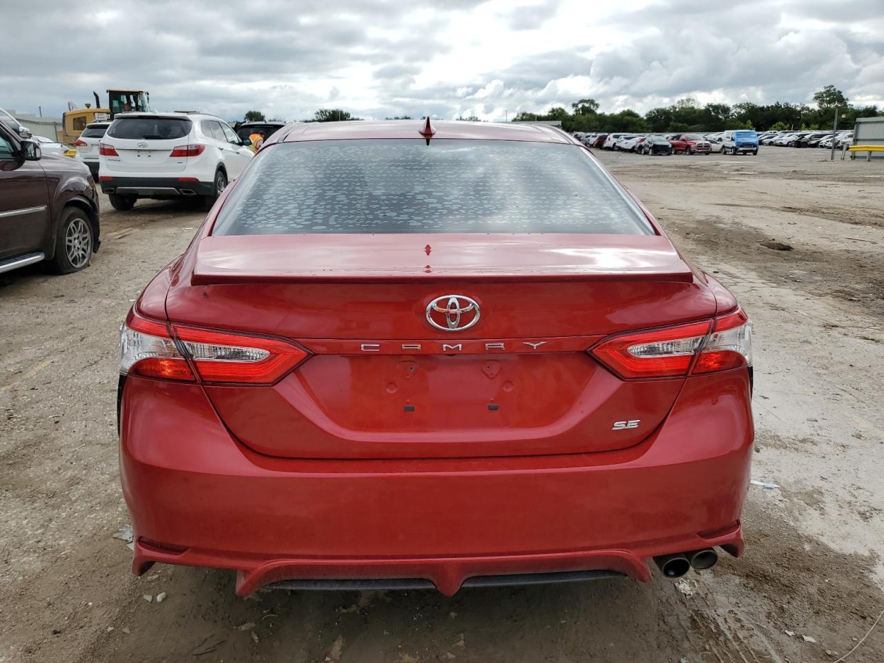 2020 Toyota Camry Se - Image 6