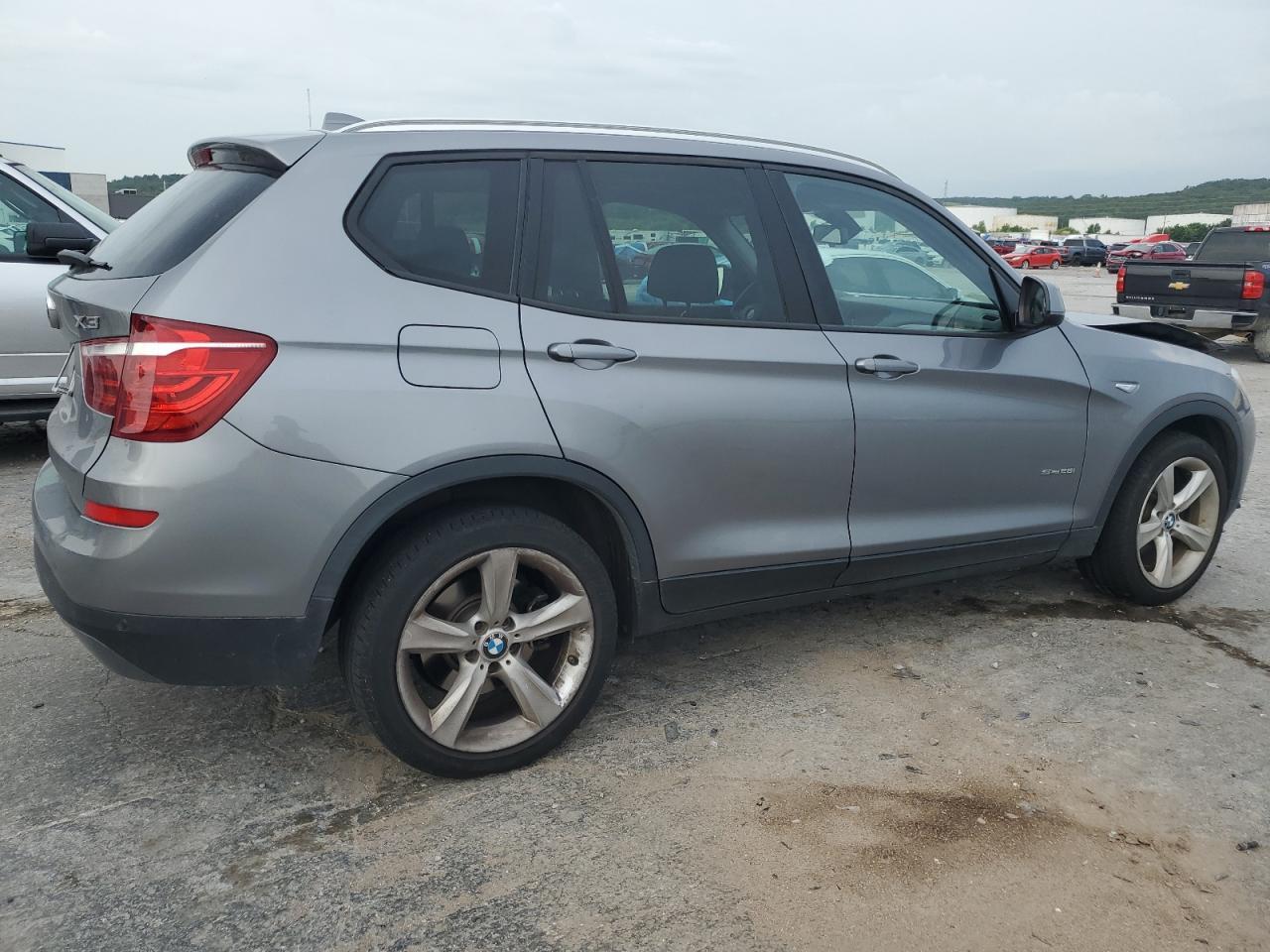 2017 BMW X3 Sdrive28I - Фото 3