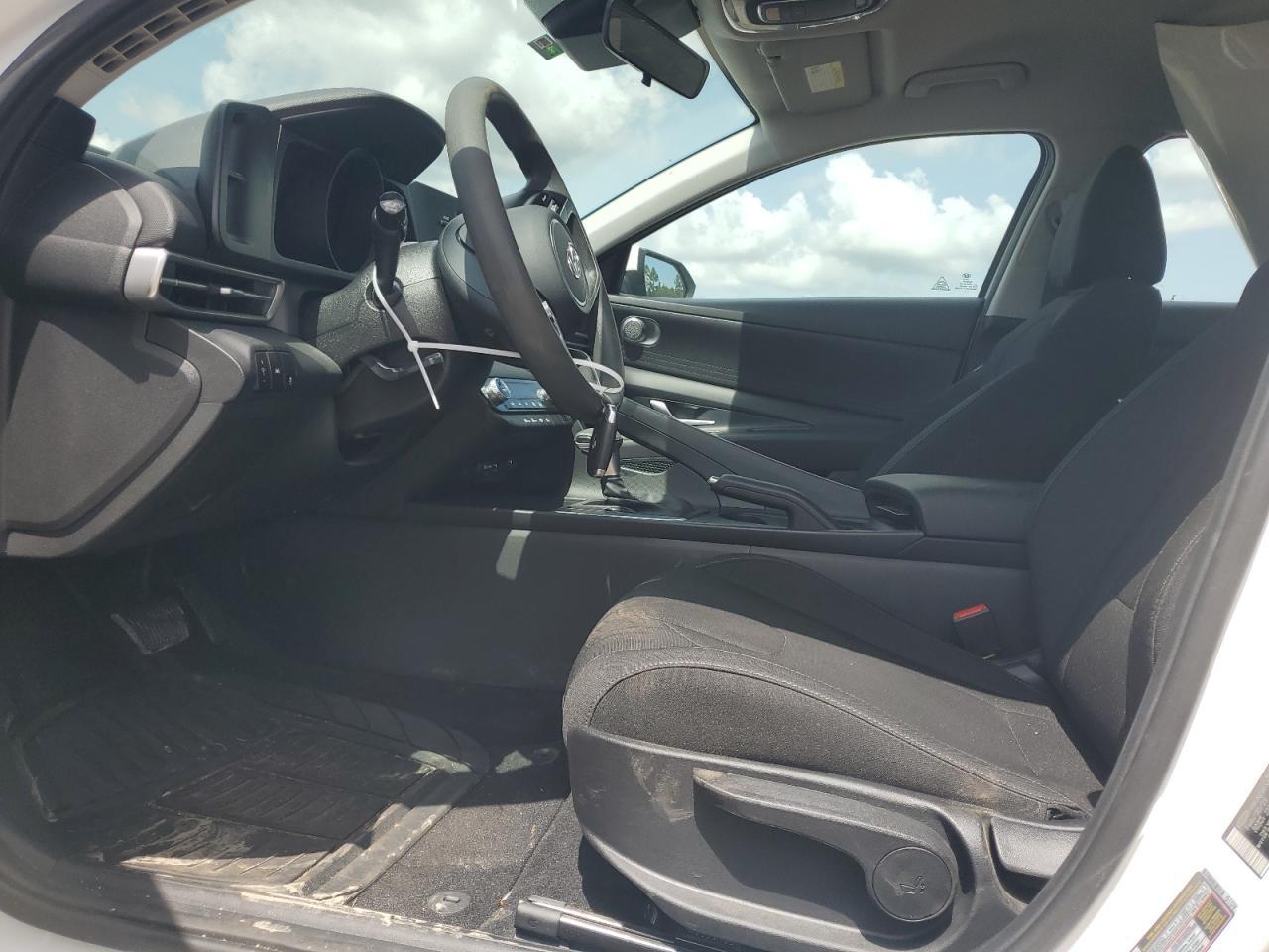 2023 Hyundai Elantra Sel - Фото 7