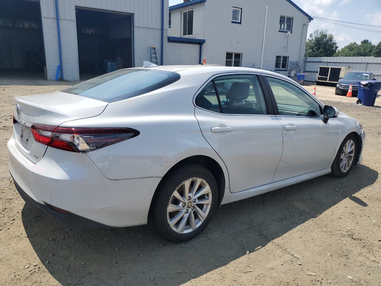 2023 Toyota Camry Le - Image 3