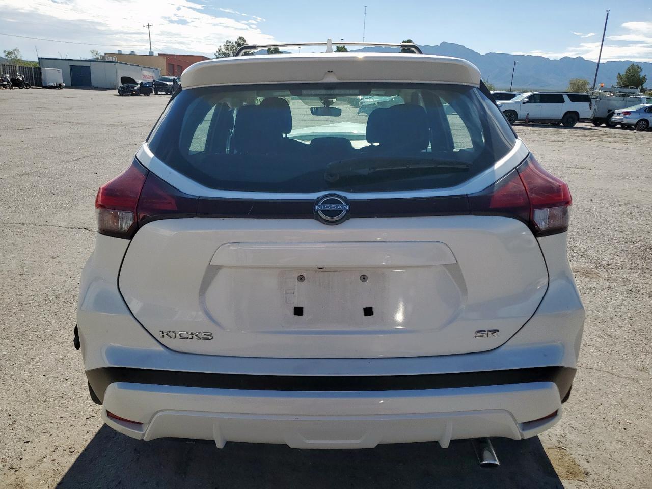 2022 Nissan Kicks Sr - Фото 6