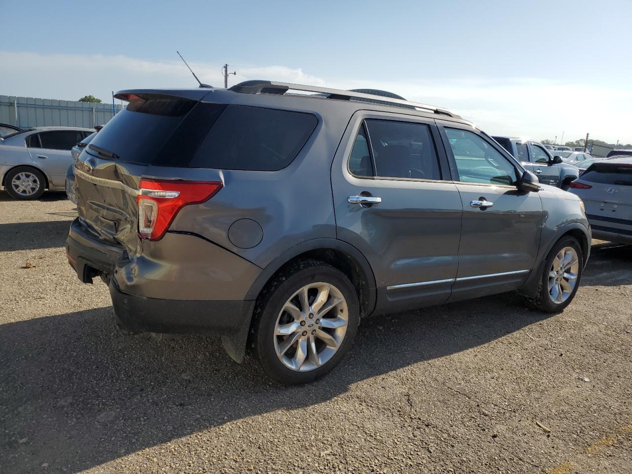 2013 Ford Explorer Limited - Image 3