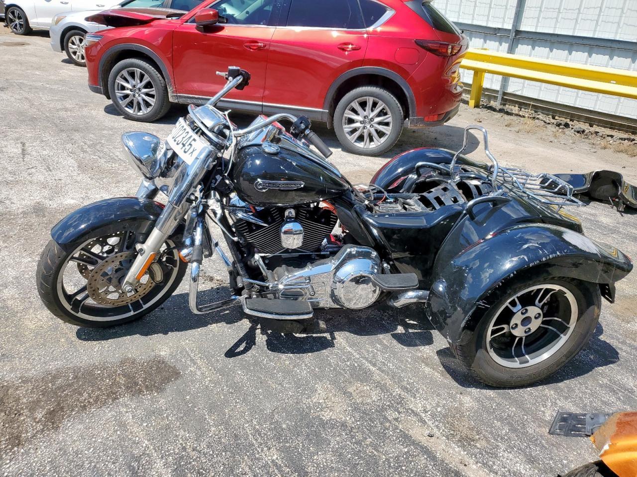 2016 Harley-Davidson Flrt Free Wheeler - Фото 3