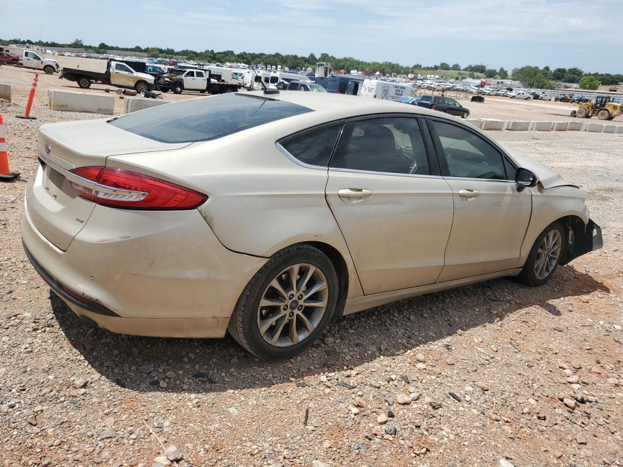 2017 Ford Fusion Se - Фото 3