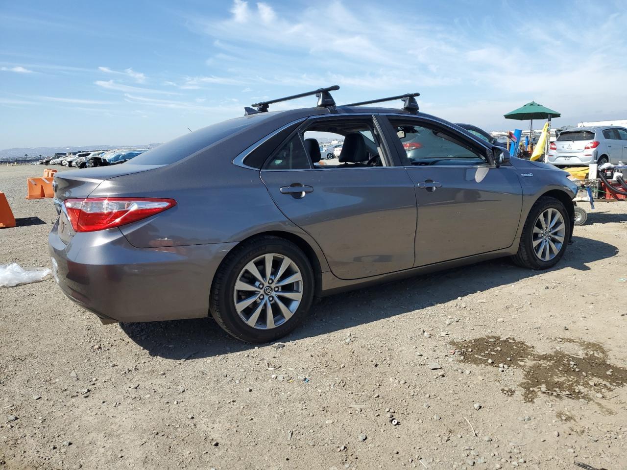 2017 Toyota Camry Hybrid - Фото 3