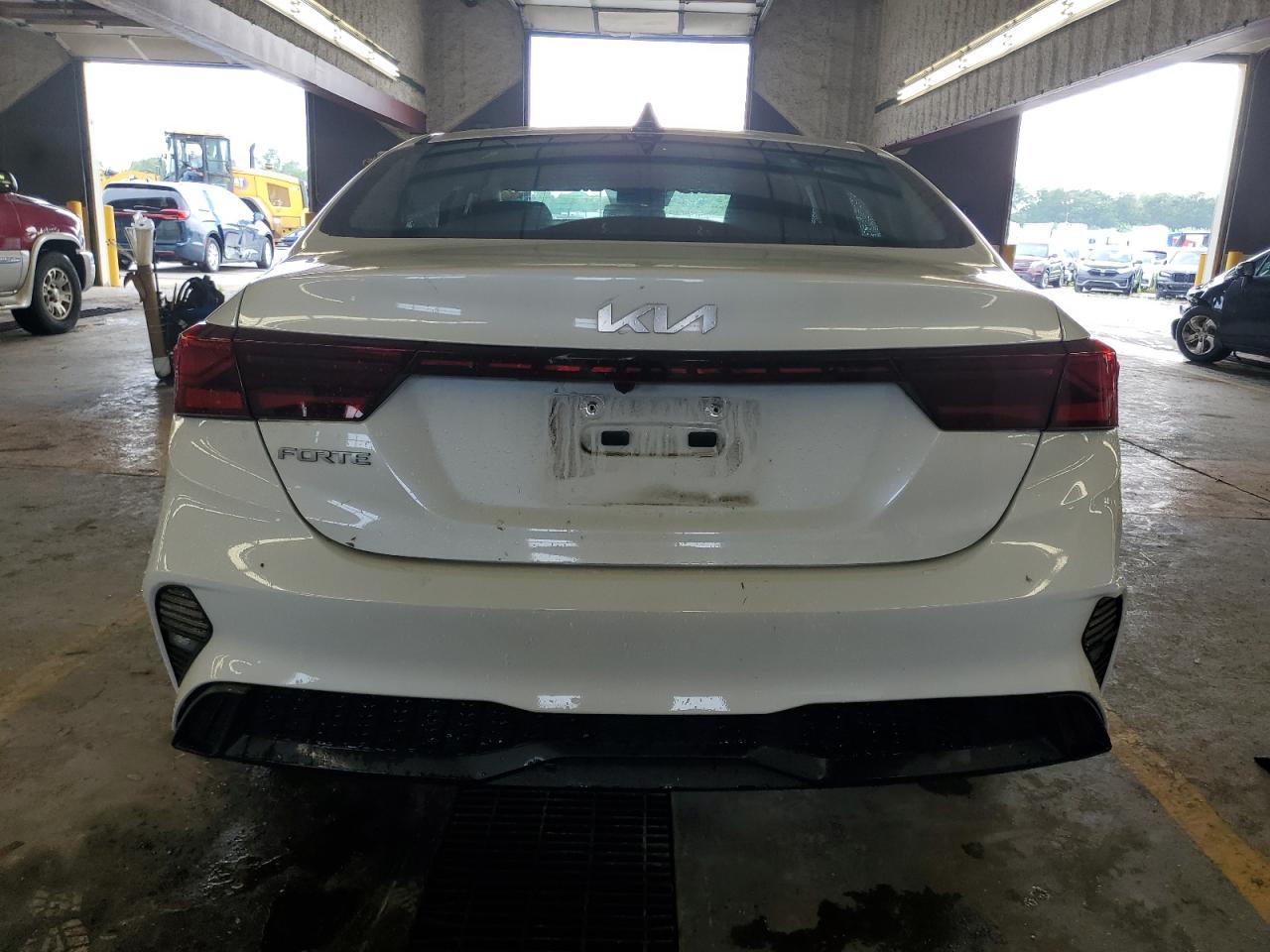 2023 Kia Forte Lx - Фото 6
