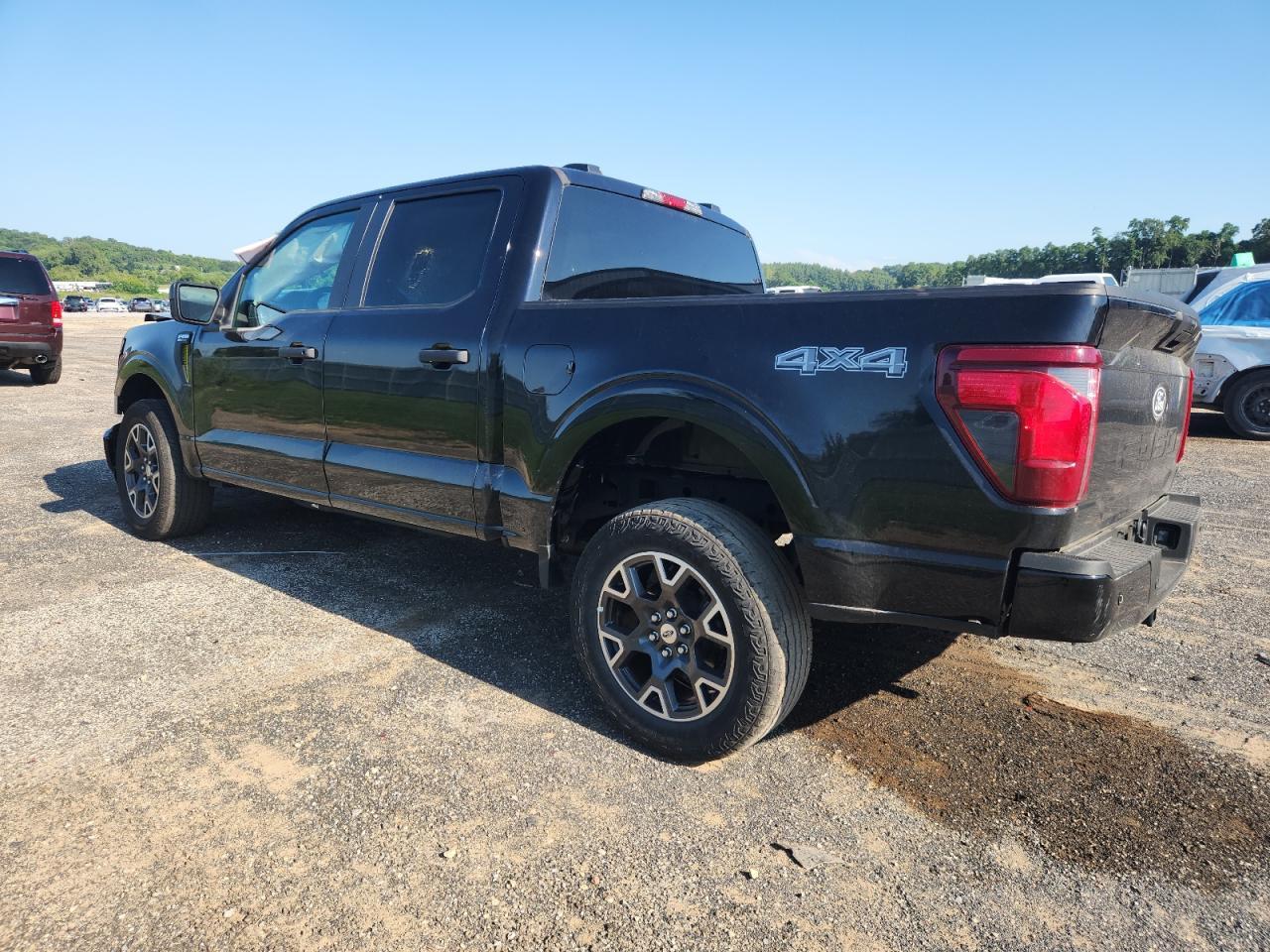 2024 Ford F150 Stx - Фото 2