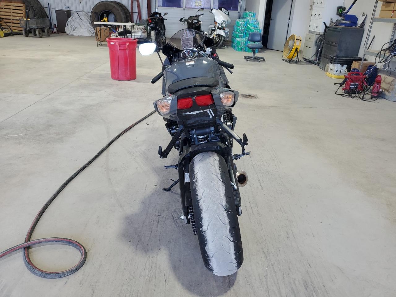 2025 Suzuki Gsx-R600 - Image 4