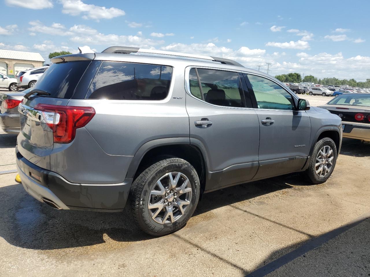 2020 GMC Acadia Slt - Image 3