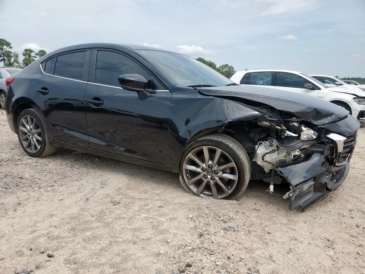 2018 Mazda 3 Touring - Фото 4
