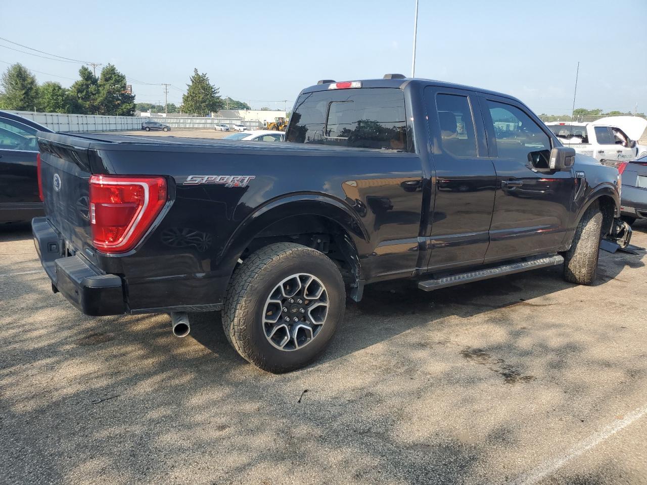 2021 Ford F150 Super Cab - Фото 3