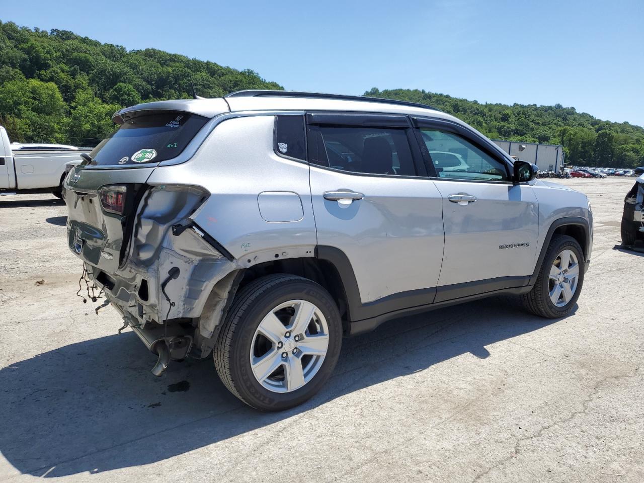 2022 Jeep Compass Latitude - Фото 3