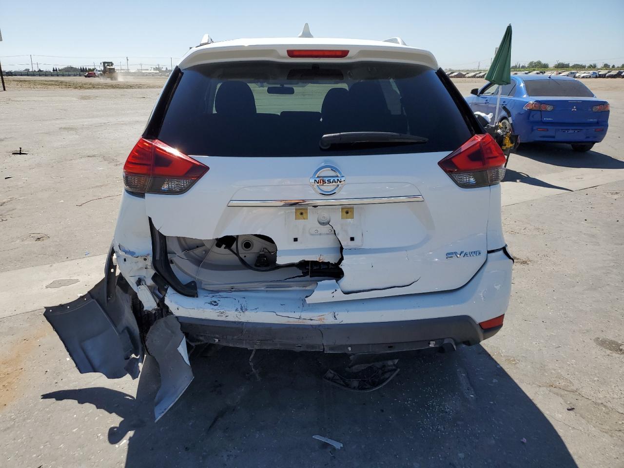 2017 Nissan Rogue S - Фото 6