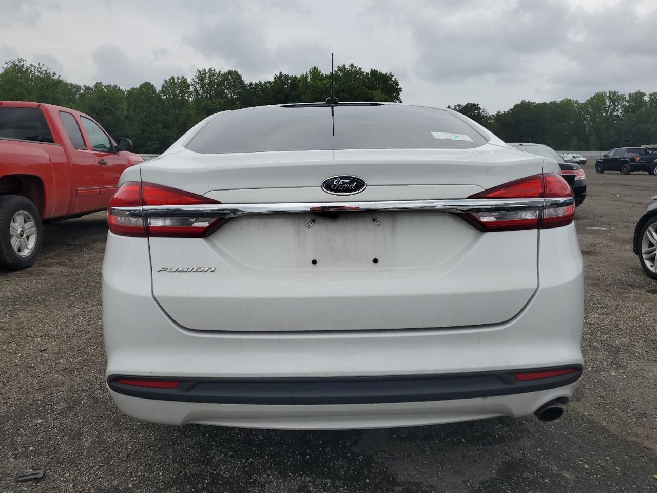 2018 Ford Fusion S - Image 6