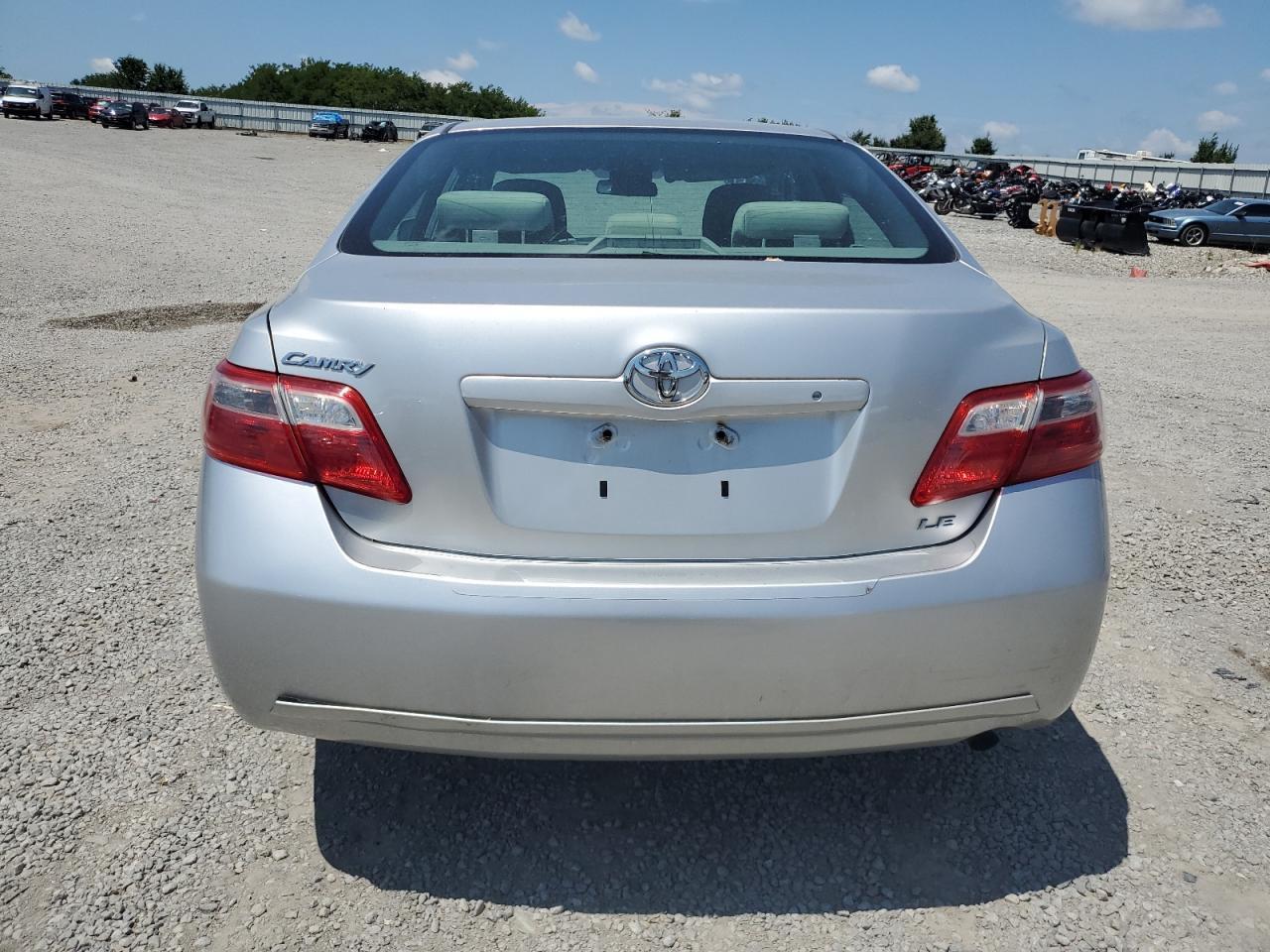 2008 Toyota Camry Ce - Фото 6