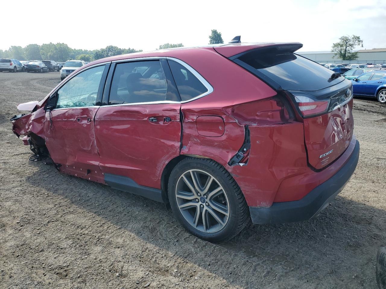 2020 Ford Edge Titanium - Фото 2