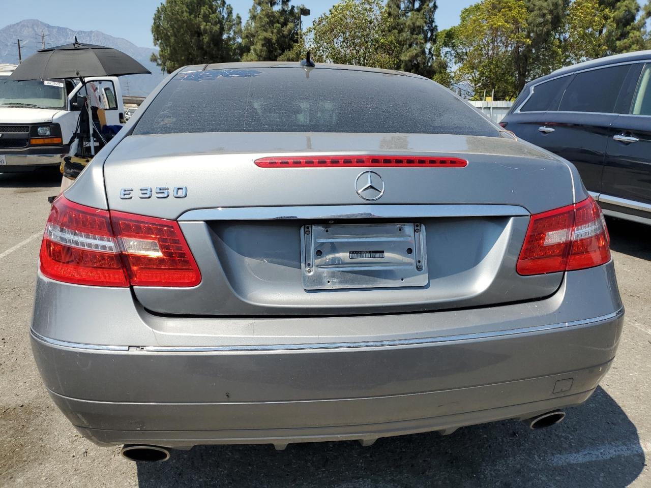 2011 Mercedes-Benz E 350 - Фото 6