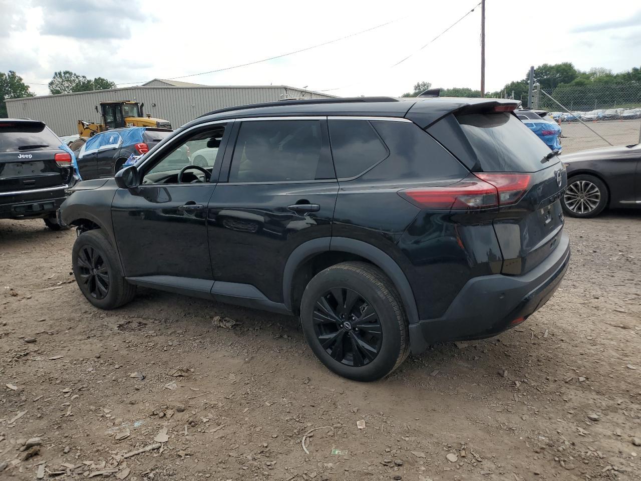 2023 Nissan Rogue Sv - Image 2