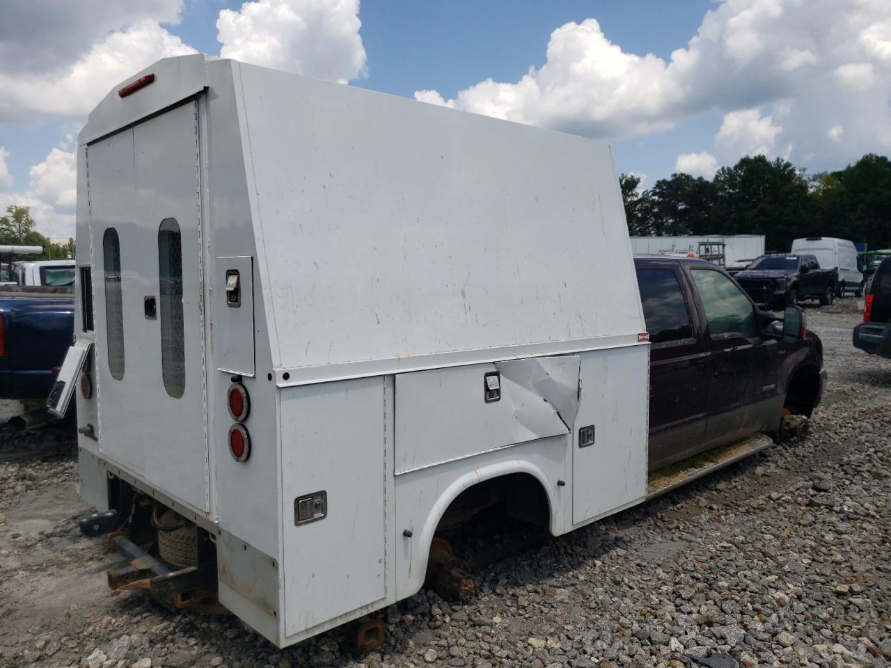 2003 Ford F350 Super Duty - Фото 3
