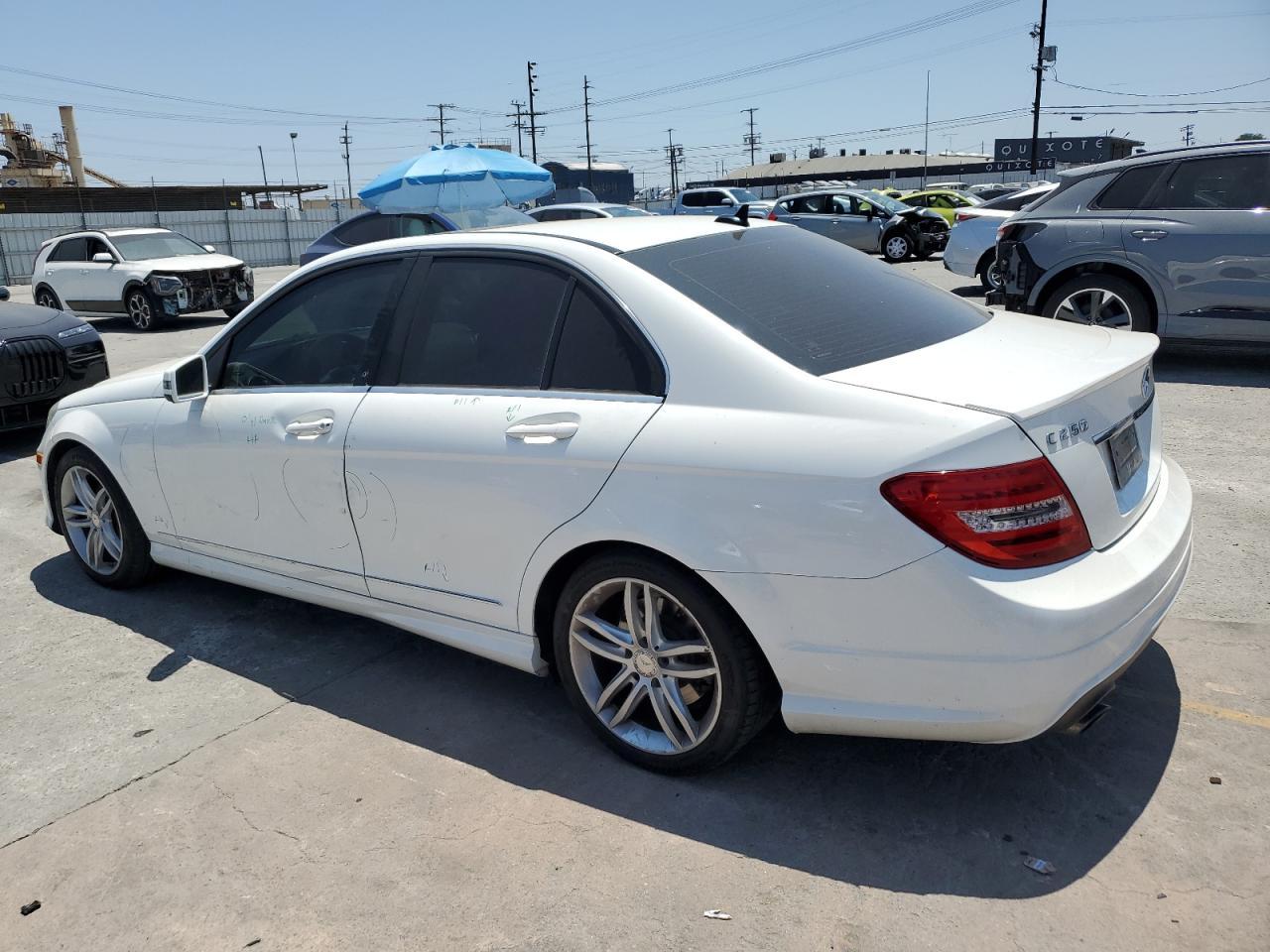 2014 Mercedes-Benz C 250 - Фото 2