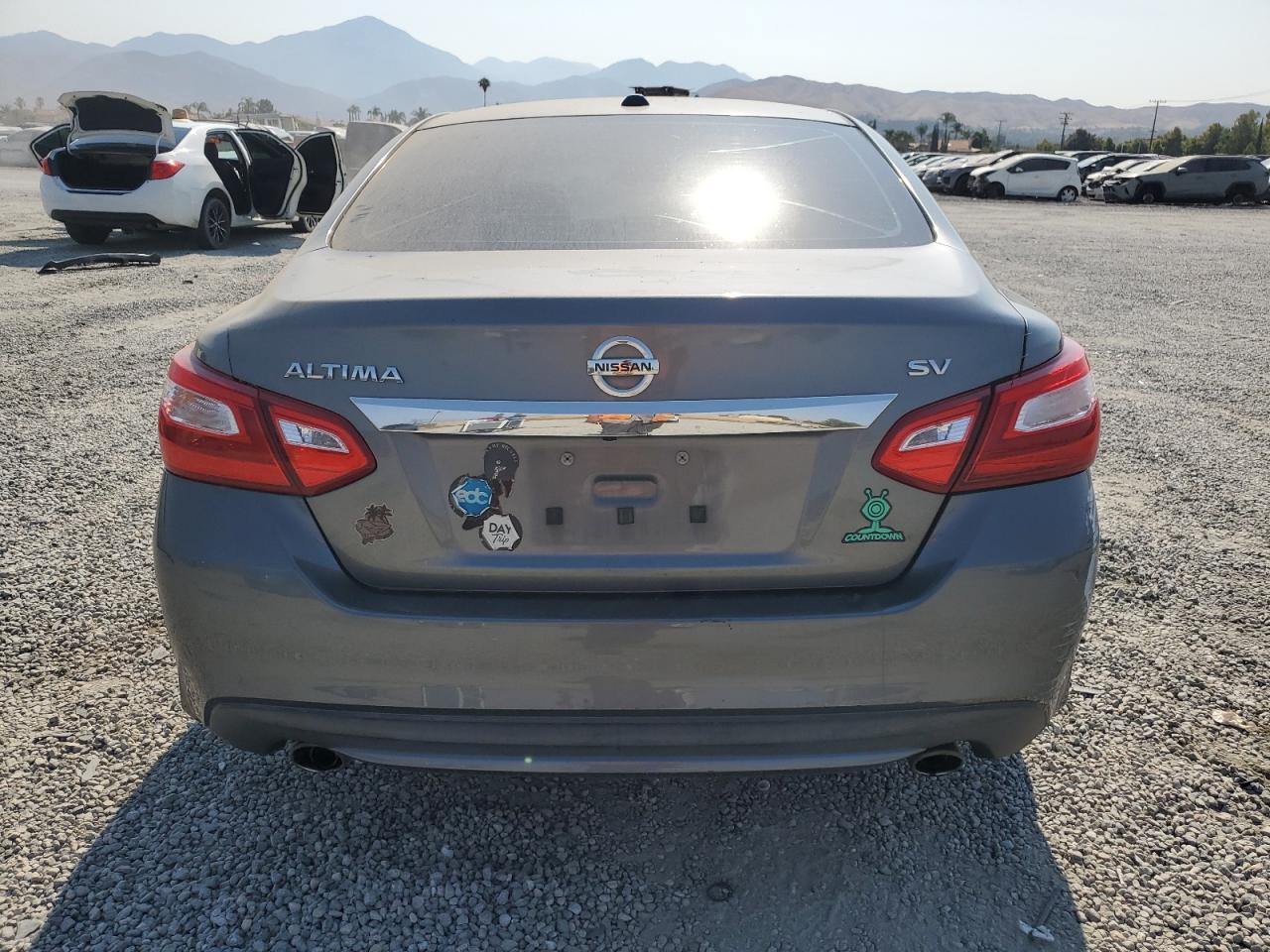 2016 Nissan Altima 2.5 - Image 6
