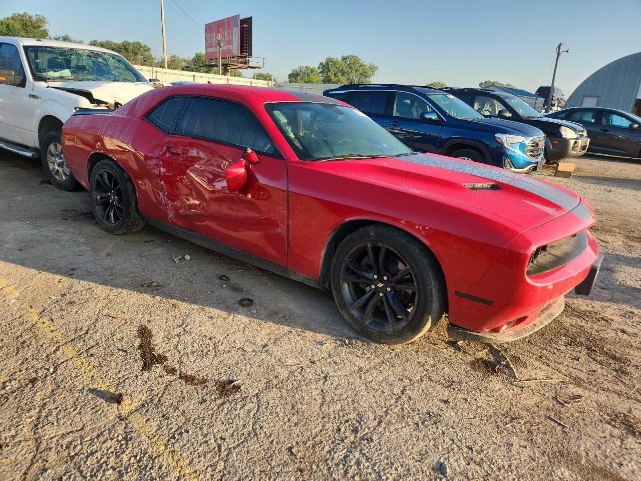 2017 Dodge Challenger Sxt - Фото 4