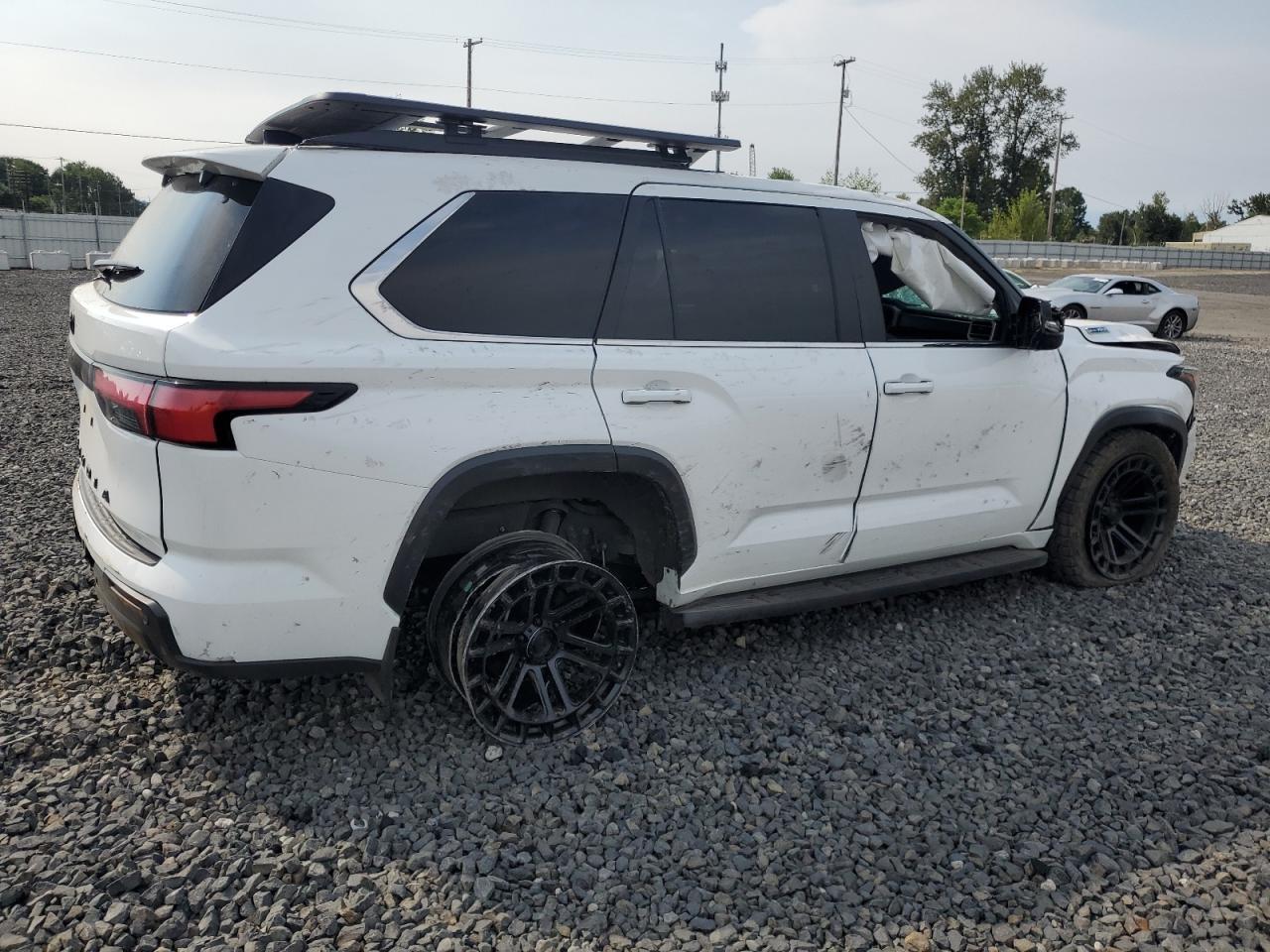 2024 Toyota Sequoia Sr5 - Фото 3