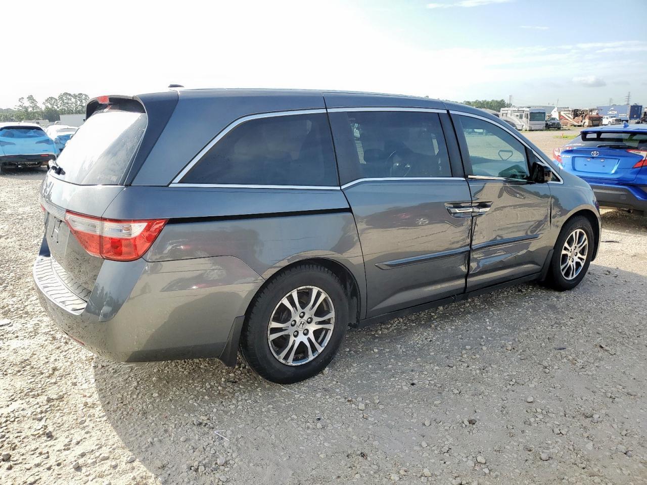 2013 Honda Odyssey Exl - Фото 3