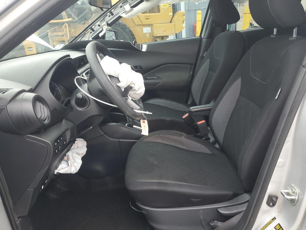 2020 Nissan Kicks S - Image 7