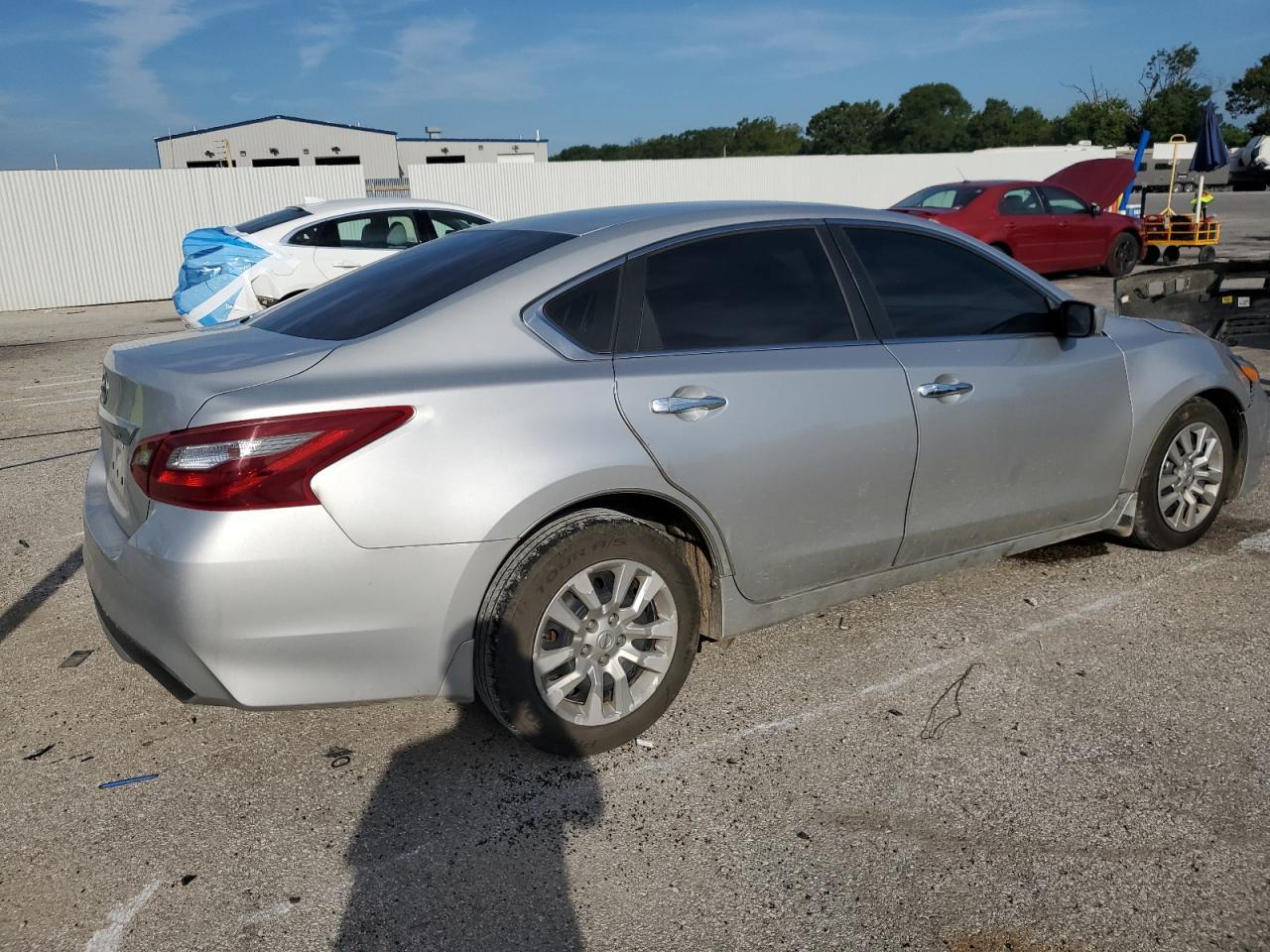 2018 Nissan Altima 2.5 - Image 3