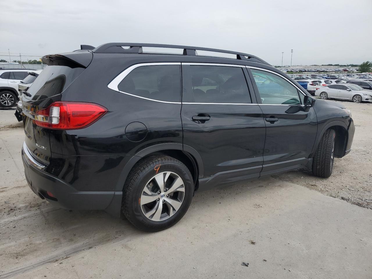 2020 Subaru Ascent Premium - Фото 3