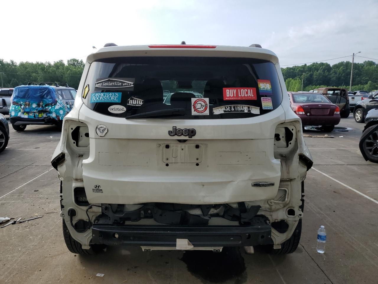 2015 Jeep Renegade Latitude - Фото 6