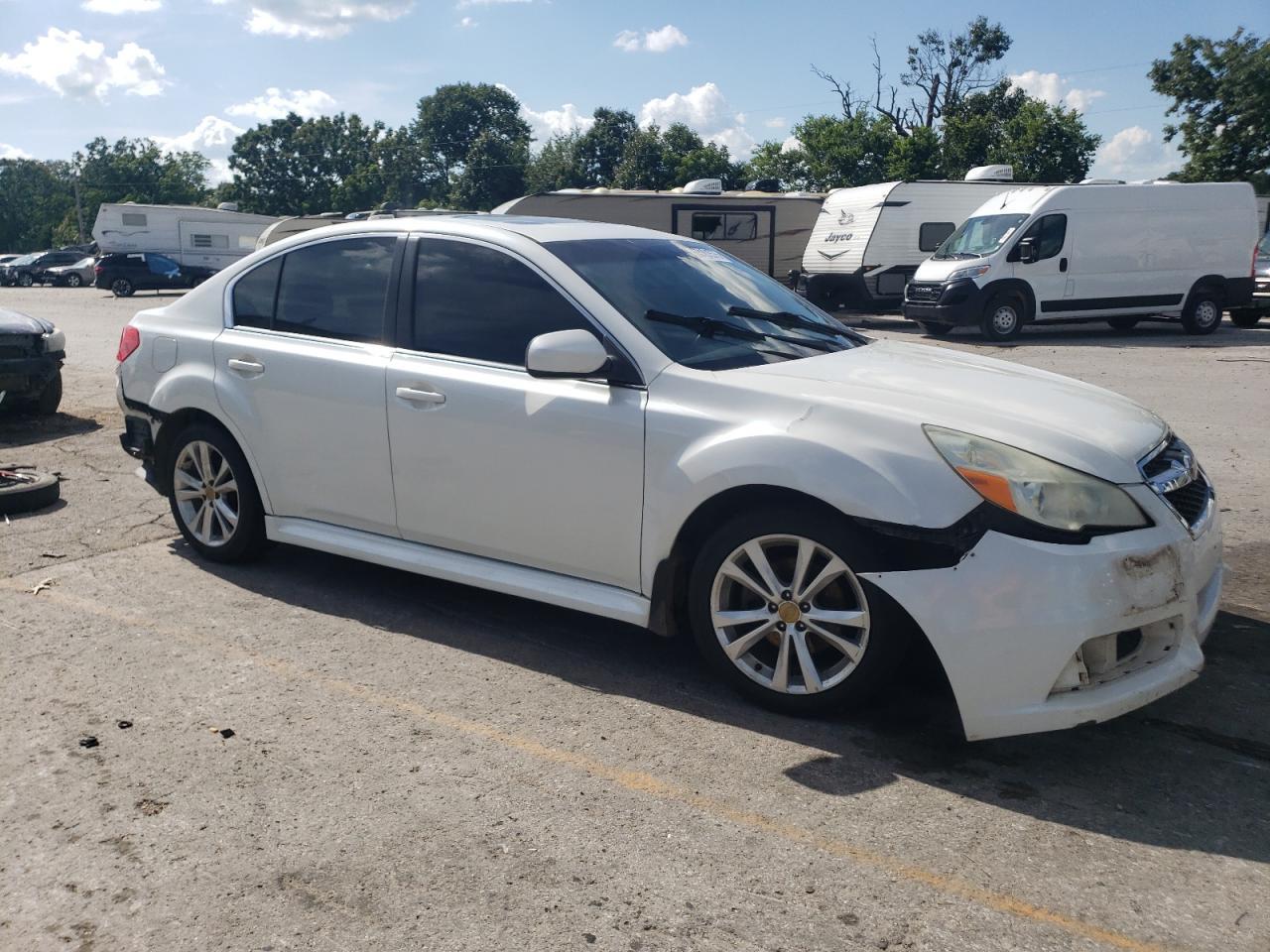 2013 Subaru Legacy 2.5I Premium - Image 4