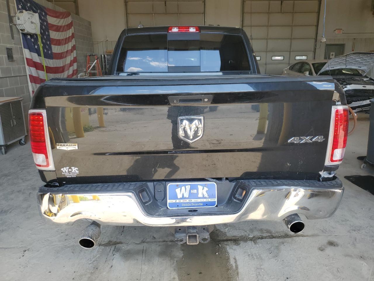 2017 Ram 1500 Laramie - Фото 6