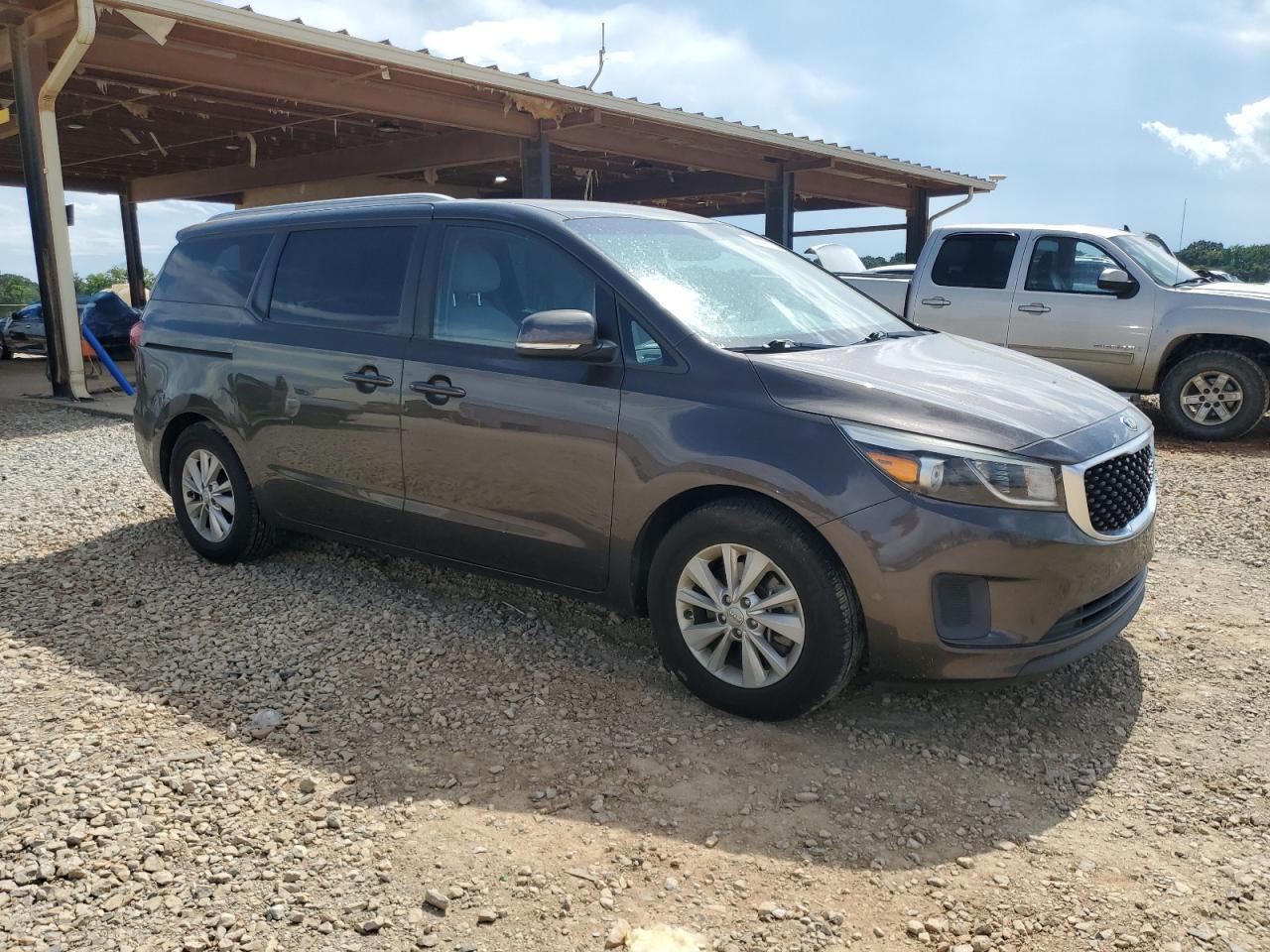 2016 Kia Sedona Lx - Image 4
