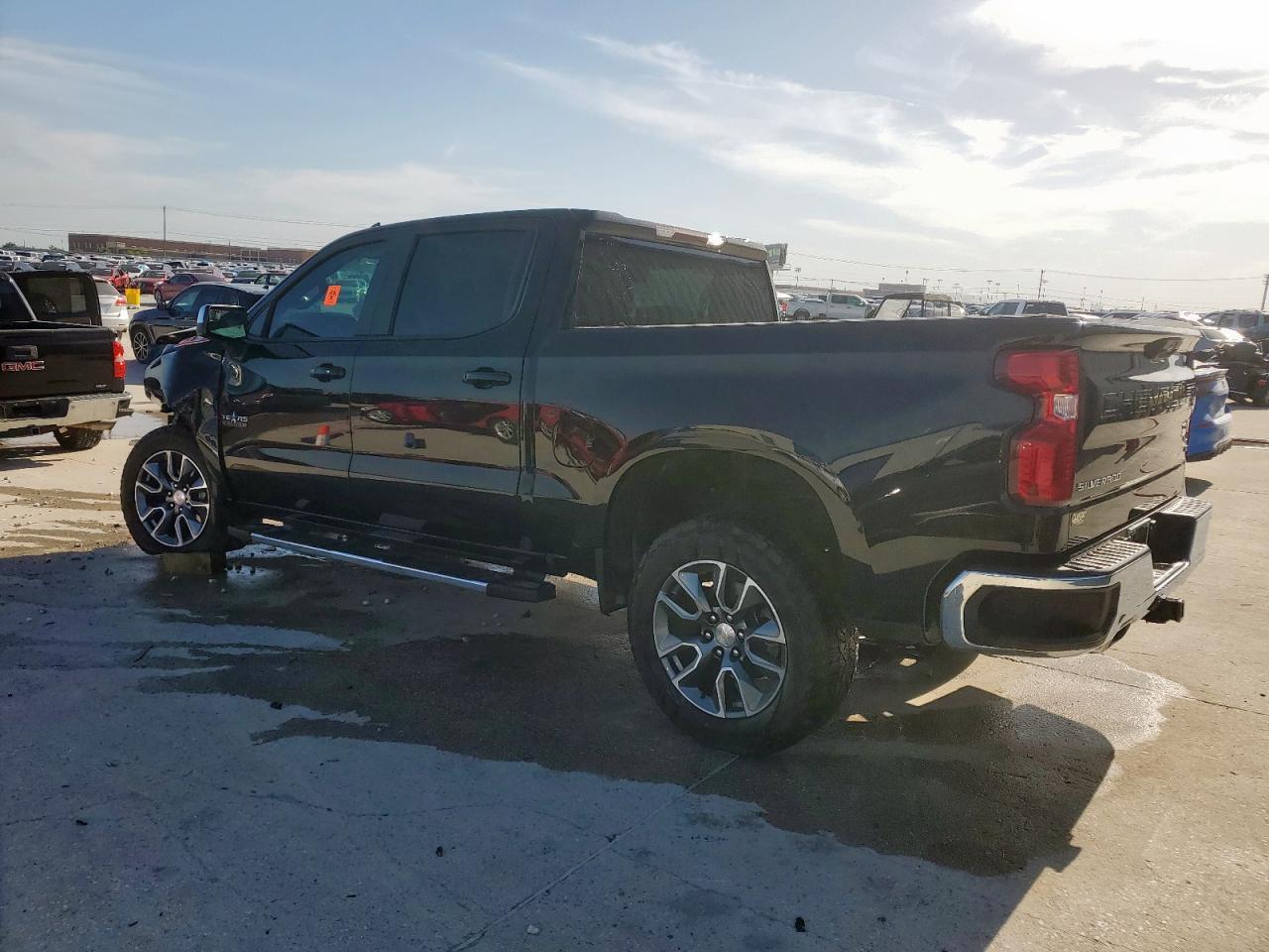 2024 Chevrolet Silverado K1500 Lt - Фото 2